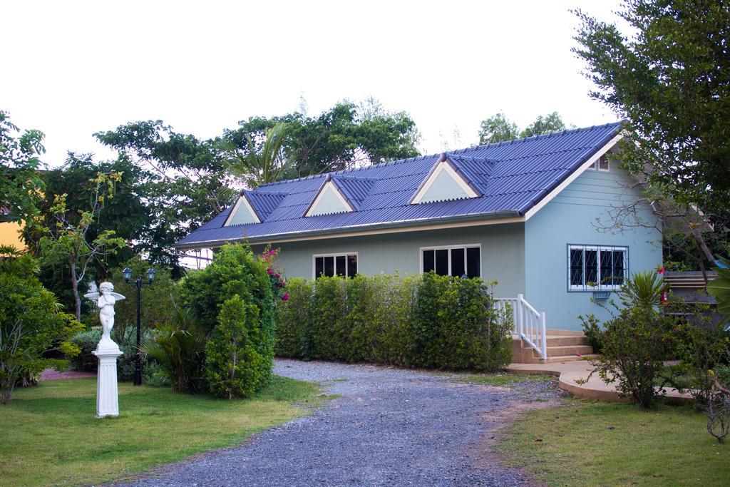 Hotel Sweet Honey Pranburi Sam Roi Yot Esterno foto