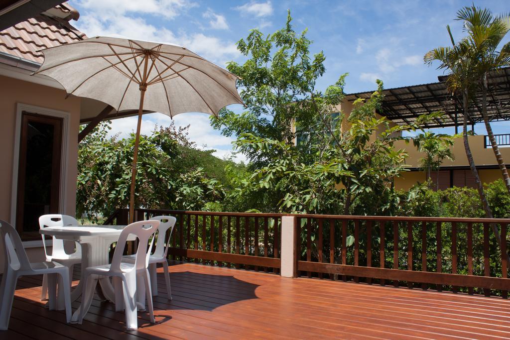 Hotel Sweet Honey Pranburi Sam Roi Yot Esterno foto